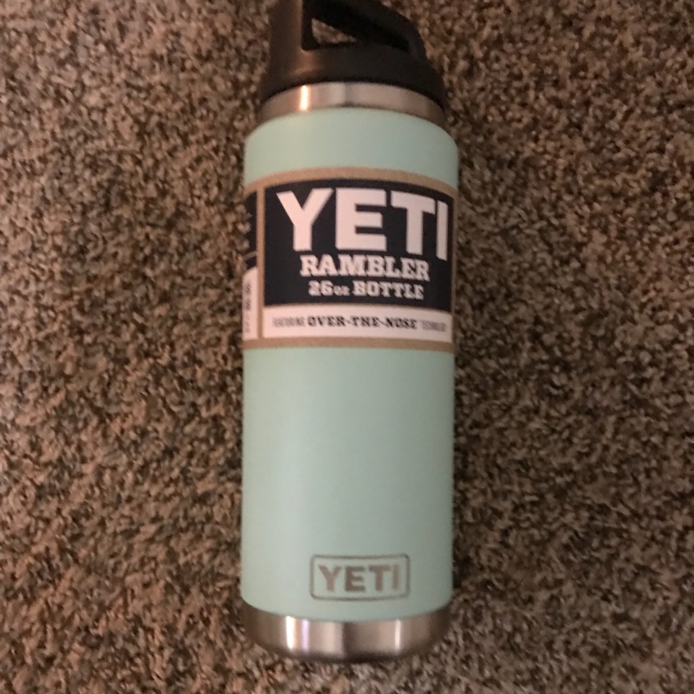 Yeti tumbler - 26 oz mint